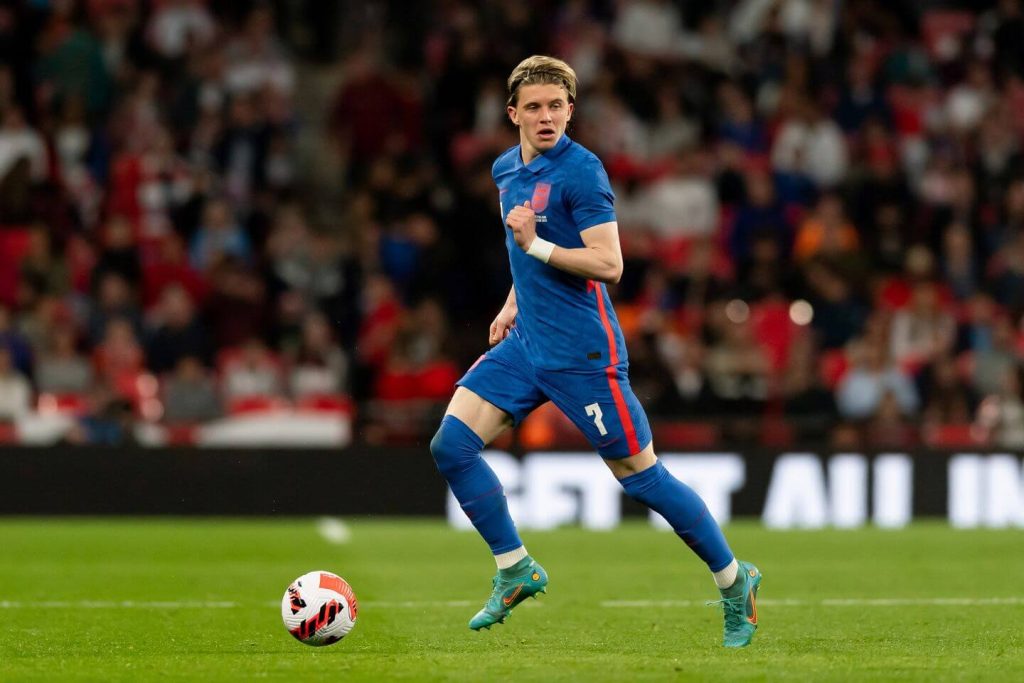 Conor Gallagher dice que debe centrarse en el fútbol de clubes para sellar el puesto en la Copa Mundial 2022