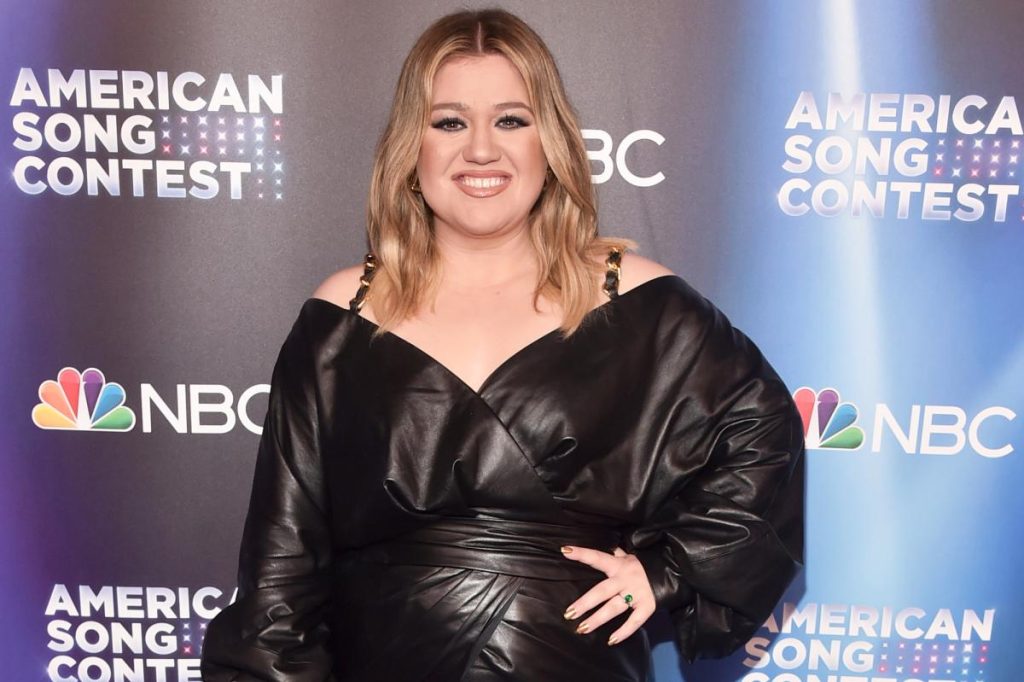Kelly Clarkson finaliza su cambio de nombre a Kelly Brianne