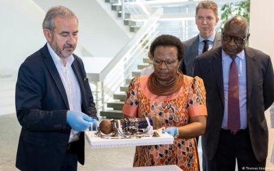 Museo de Berlín devuelve artefactos a Namibia