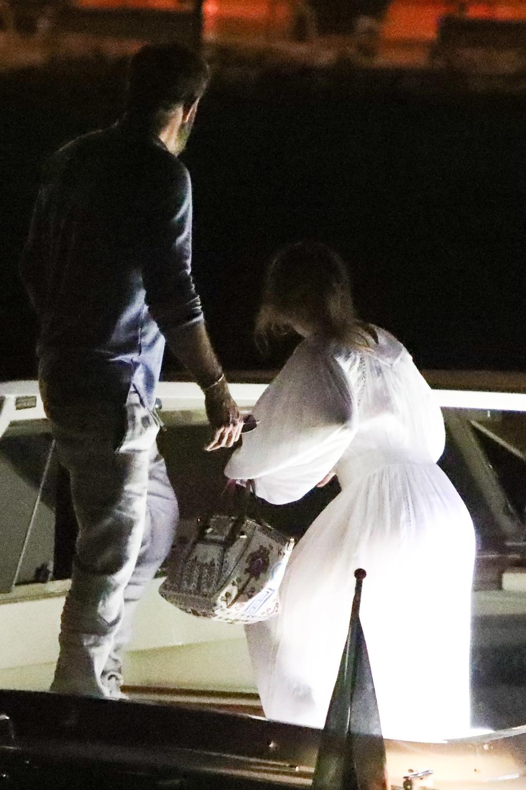 *EXCLUSIVO PREMIUM* ¡Jennifer Lopez y Ben Affleck no pueden dejarse ir ya que están de vuelta en Italia en el lago de Como para su luna de miel!
