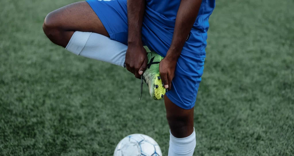 Consejos de acondicionamiento físico para atletas jóvenes: Lesiones deportivas comunes, su tratamiento y lo que se debe y no se debe hacer para prevenirlas